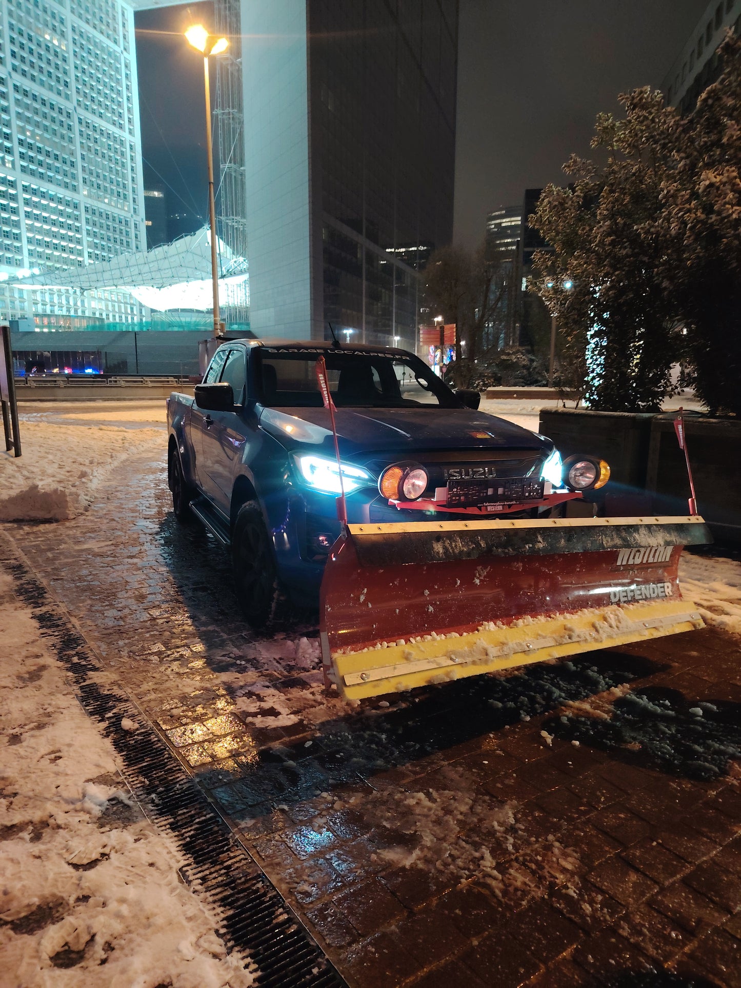 Pick-up déneigement chasse neige location sans chauffeur pour viabilité hivernale location hors-taxe au mois